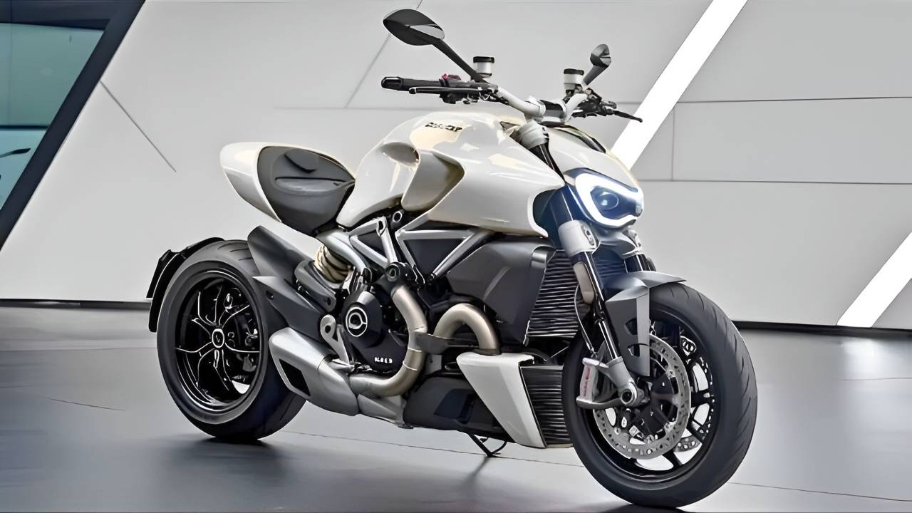 Experience the All-New Ducati Diavel V4